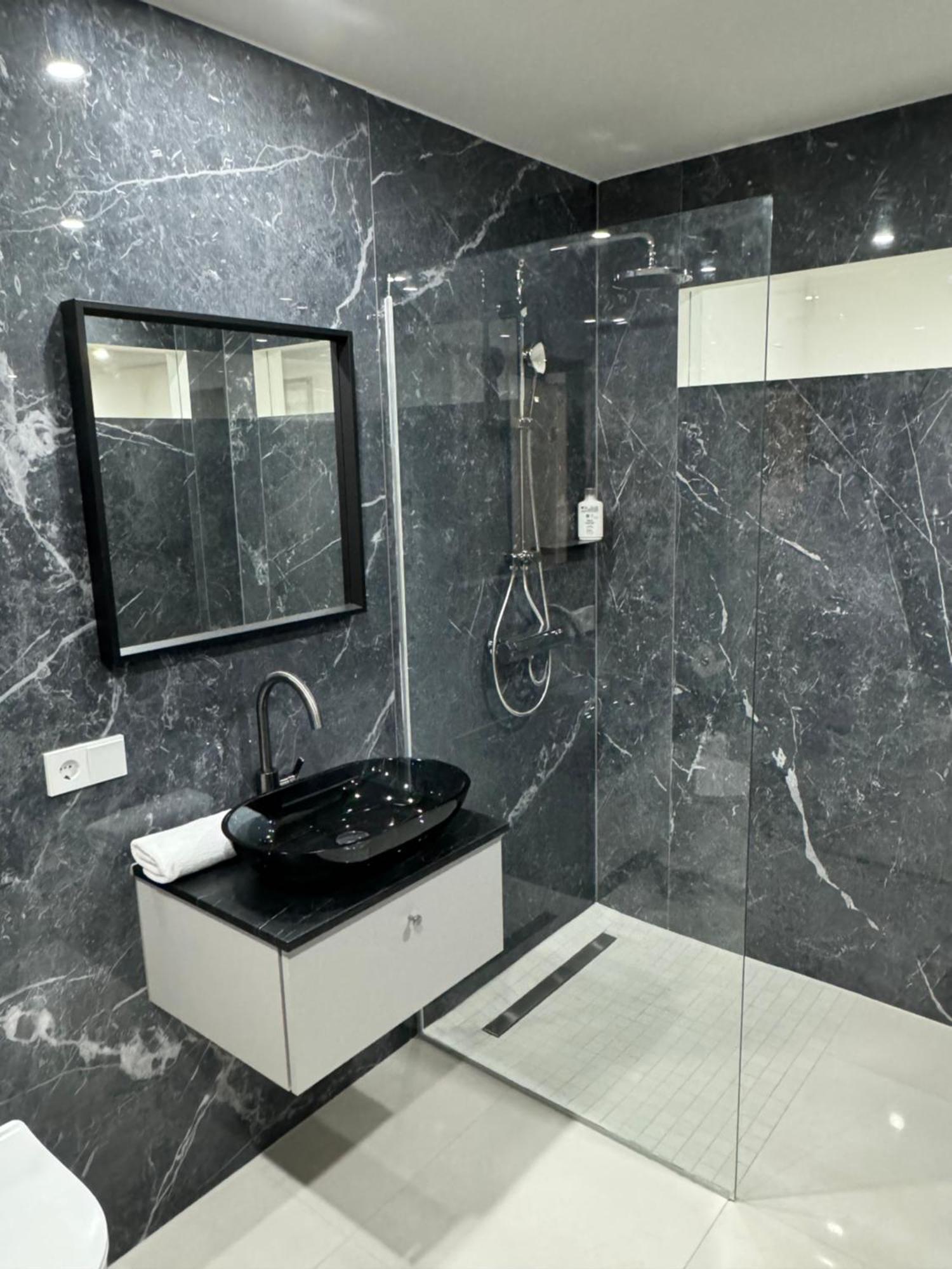 Luxurious Apartment In The Centre Of Viena Exterior foto